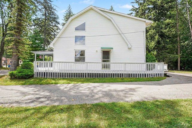 800 S Center Road, Saginaw Twp, MI 48638