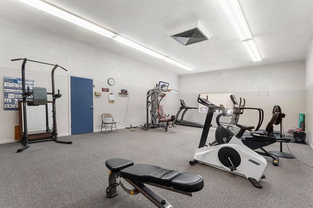 3160 LAKE OSBORNE Drive Bldg 6 Unit 206, Lake Worth Beach, FL 33461