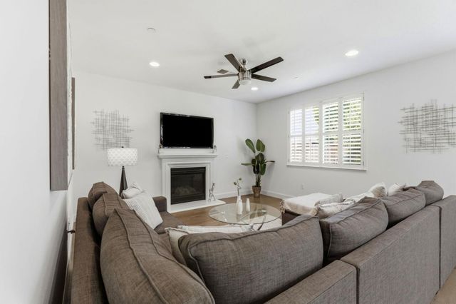 283 Windsong Way, Gilroy, CA 95020