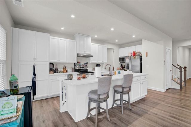 214 Garland ST, Moyock, NC 27958