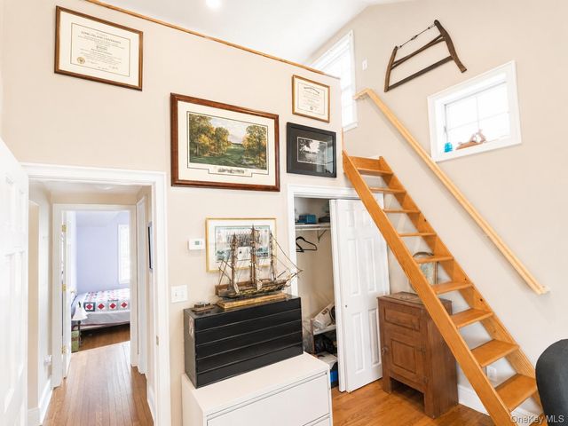 15 Anita Place, Farmingdale, NY 11735
