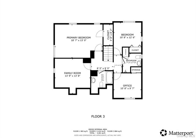 15 Anita Place, Farmingdale, NY 11735