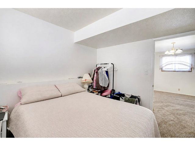 3501 White Pine Ct, Pueblo, CO 81005