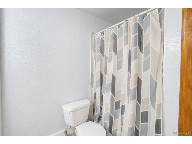 3501 White Pine Ct, Pueblo, CO 81005