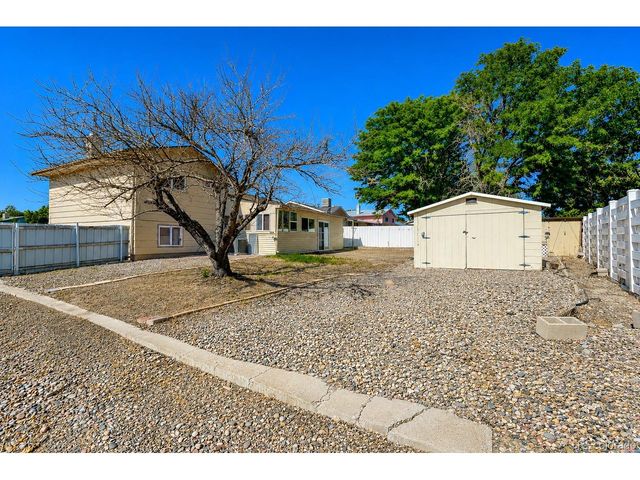 3501 White Pine Ct, Pueblo, CO 81005