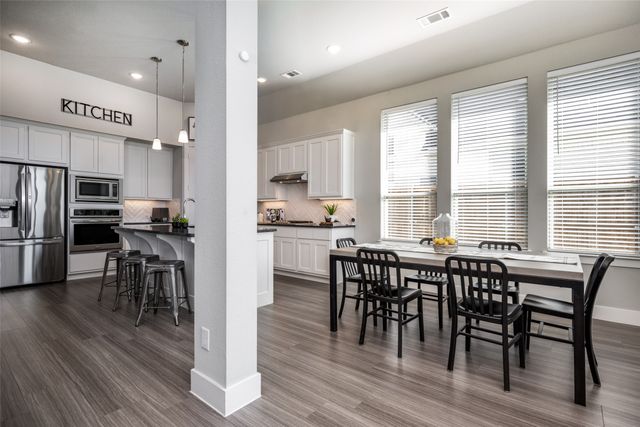 3921 Redbud Drive, Aubrey, TX 76227