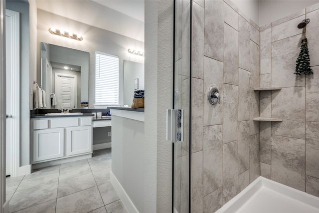 3921 Redbud Drive, Aubrey, TX 76227