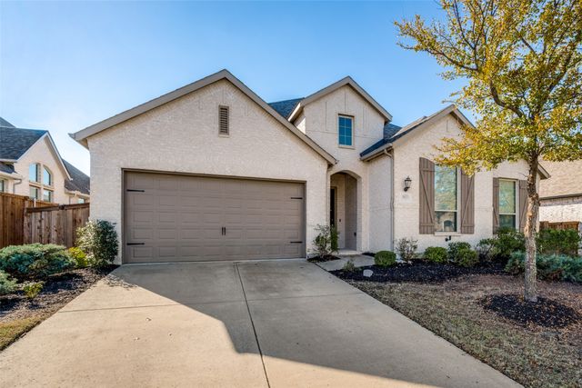 3921 Redbud Drive, Aubrey, TX 76227