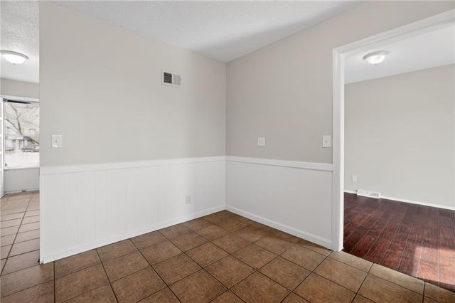 11504 Manchester Avenue, Kansas City, MO 64134