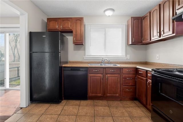 11504 Manchester Avenue, Kansas City, MO 64134