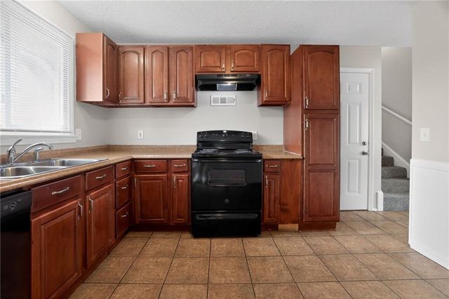 11504 Manchester Avenue, Kansas City, MO 64134