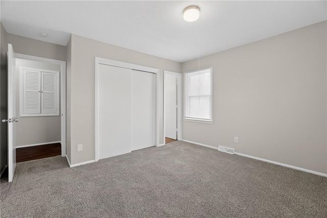 11504 Manchester Avenue, Kansas City, MO 64134