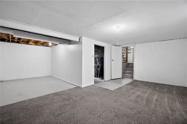 11504 Manchester Avenue, Kansas City, MO 64134