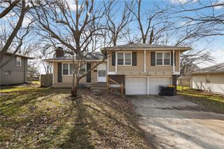 11504 Manchester Avenue, Kansas City, MO 64134