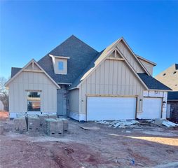 10313 Two Lakes Drive, Yukon, OK 73099