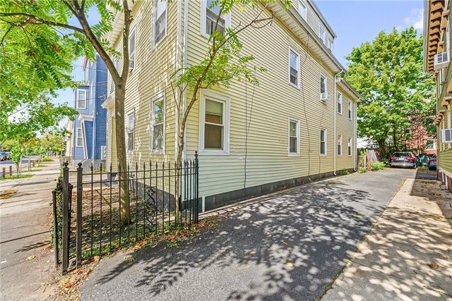 211 Carpenter Street, Providence, RI 02903