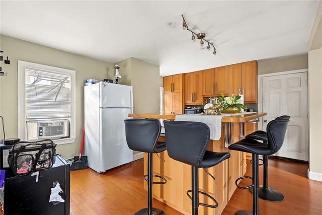 211 Carpenter Street, Providence, RI 02903