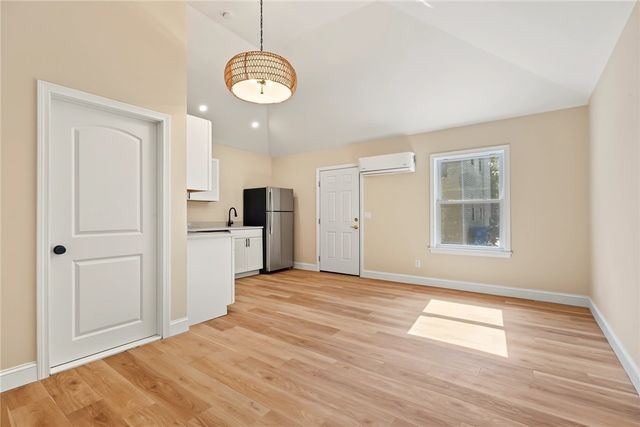 211 Carpenter Street, Providence, RI 02903