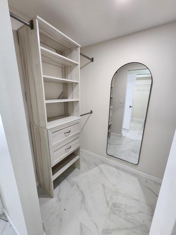 485 N Pine Island Road 204a, Plantation, FL 33324