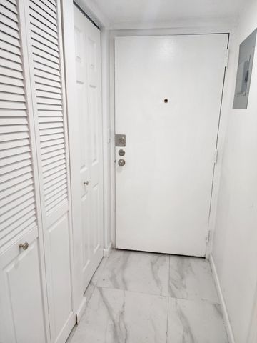 485 N Pine Island Road 204a, Plantation, FL 33324