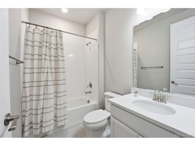 7240 S White Crow Way, Aurora, CO 80016