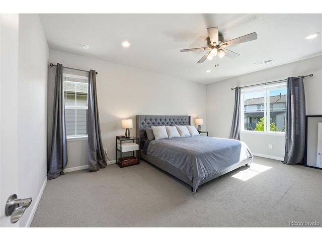 7240 S White Crow Way, Aurora, CO 80016
