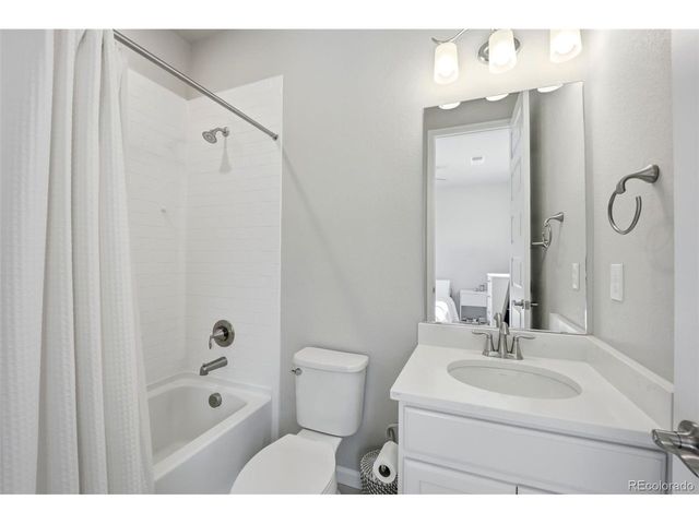 7240 S White Crow Way, Aurora, CO 80016