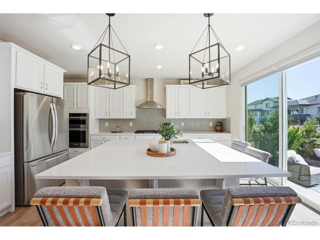 7240 S White Crow Way, Aurora, CO 80016