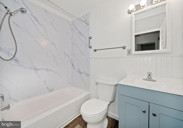 2717 POINT BREEZE DR., Wilmington, DE 19810