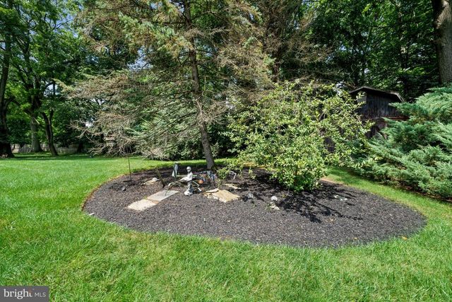2717 POINT BREEZE DR., Wilmington, DE 19810