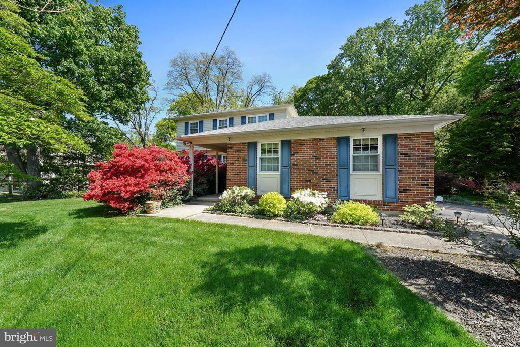 2717 POINT BREEZE DR., Wilmington, DE 19810