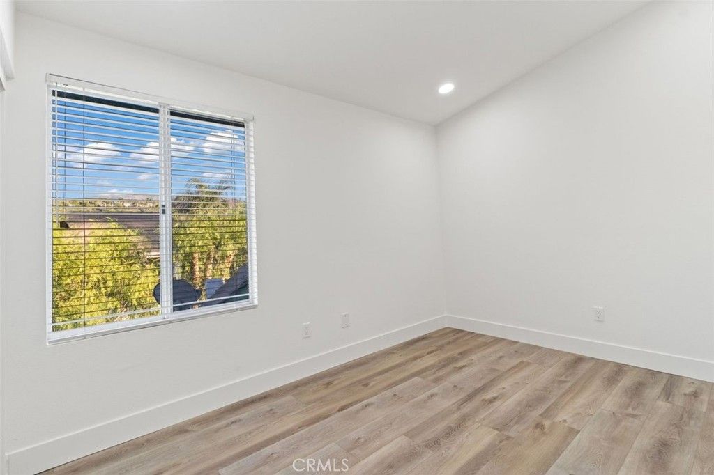 Image 26 of property listing at 14439 Grandiflors, Canyon Country, CA 91387