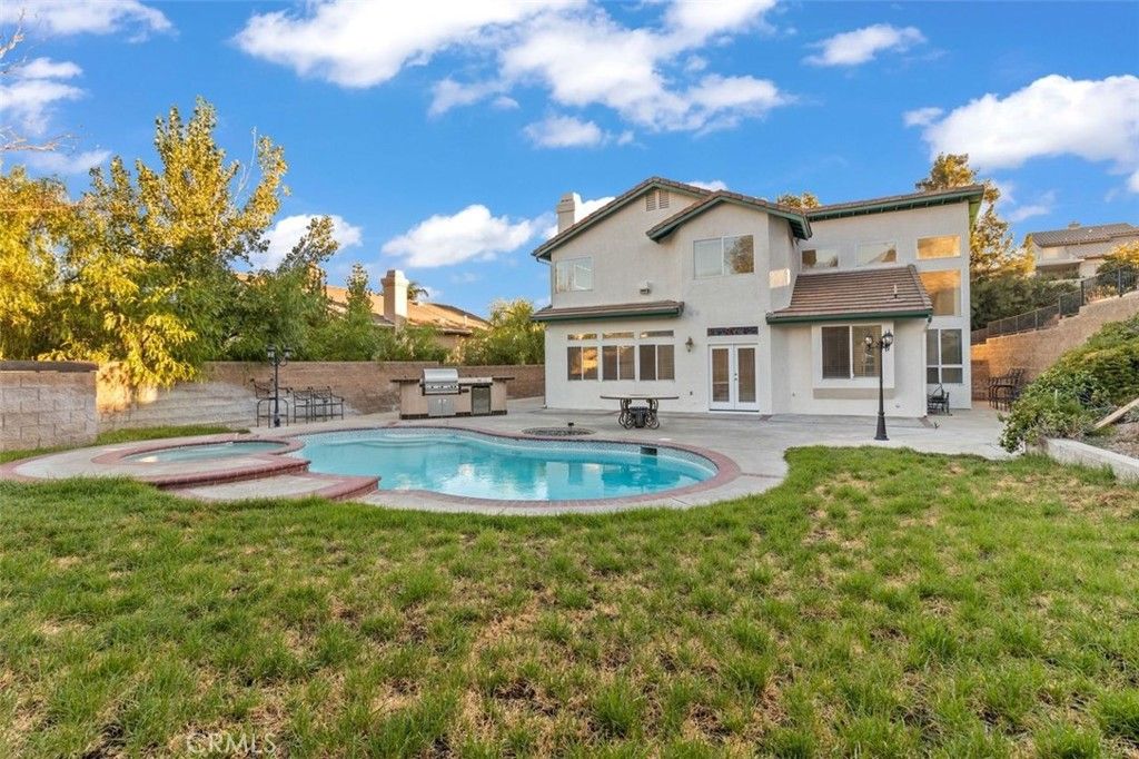 Image 42 of property listing at 14439 Grandiflors, Canyon Country, CA 91387