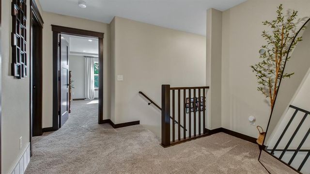 4020 John Hart Place, Eau Claire, WI 54703