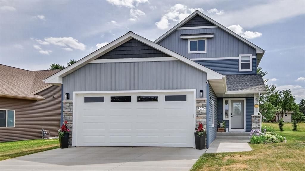 4020 John Hart Place, Eau Claire, WI 54703