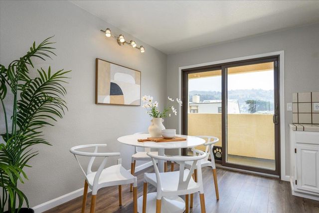 2355 Beach Boulevard 303, Pacifica, CA 94044