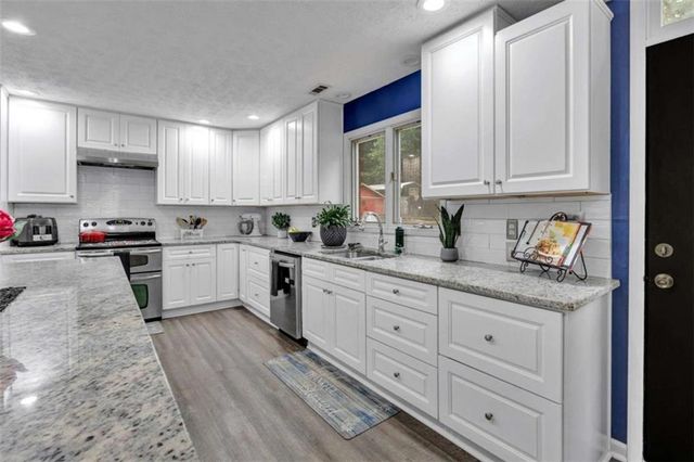 205 High Point Forest Drive, Covington, GA 30016