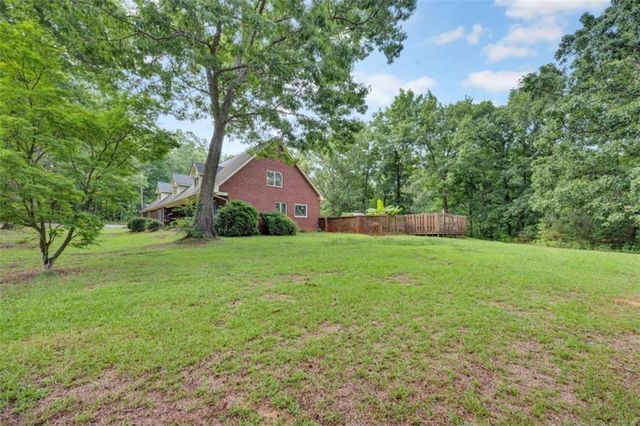 205 High Point Forest Drive, Covington, GA 30016