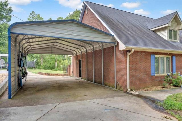 205 High Point Forest Drive, Covington, GA 30016