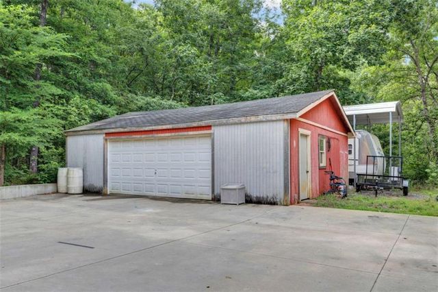205 High Point Forest Drive, Covington, GA 30016