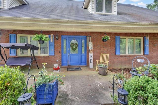 205 High Point Forest Drive, Covington, GA 30016