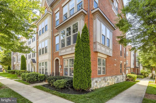 701 HENDRIX AVE, Gaithersburg, MD 20878
