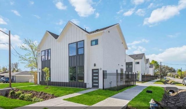 4501 Newberry Street A, Houston, TX 77051