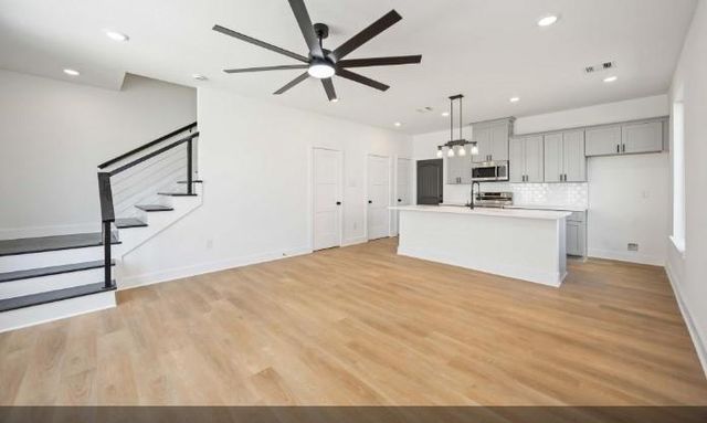 4501 Newberry Street A, Houston, TX 77051