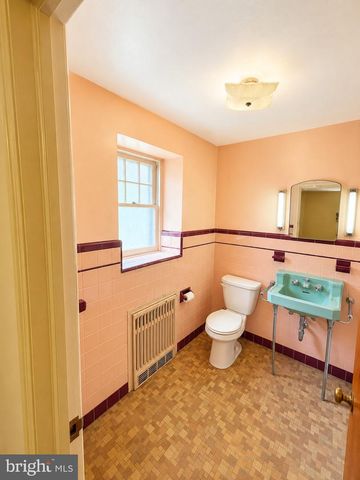 651 CRESCENT AVE, Glenside, PA 19038
