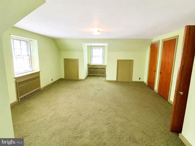 651 CRESCENT AVE, Glenside, PA 19038
