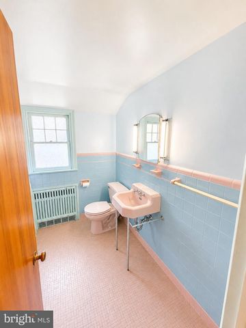 651 CRESCENT AVE, Glenside, PA 19038