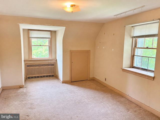 651 CRESCENT AVE, Glenside, PA 19038