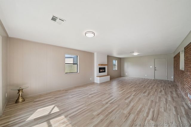 23601 E 79th Street, Broken Arrow, OK 74014