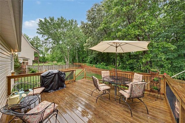 200 Taylors Farm Drive, Holly Springs, GA 30115